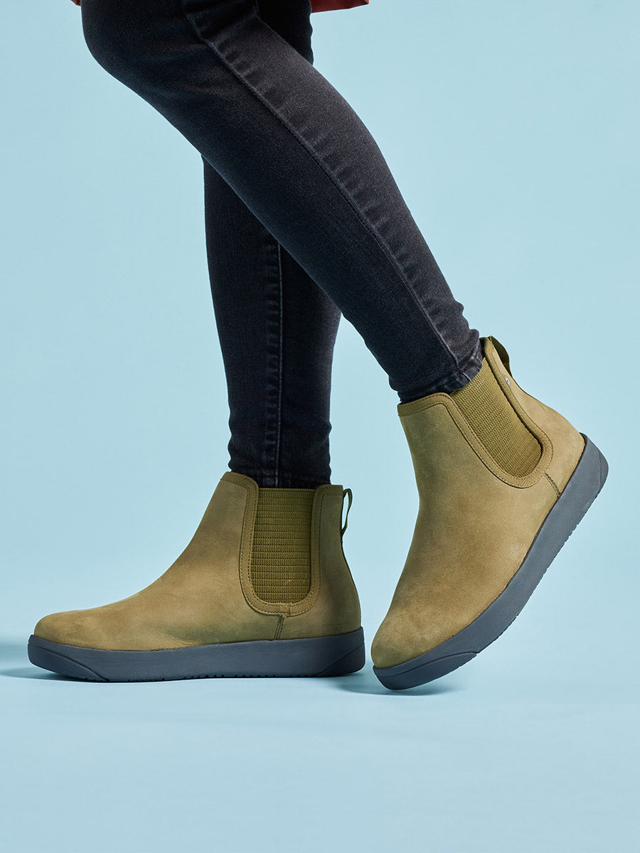Kicker Chelsea Leather | BOGS Women - Image 3